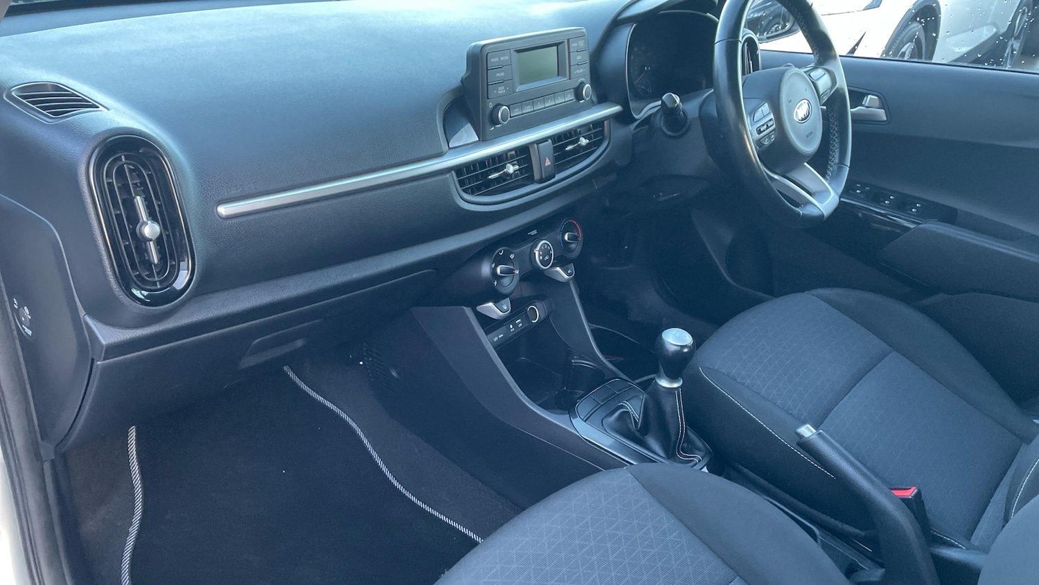 Used Kia Picanto 2018 for sale - 76922389: Photo 9