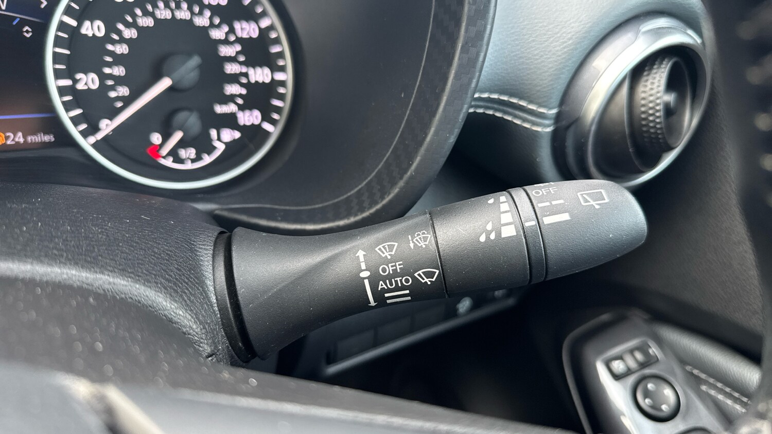 Used Nissan Juke 2020 for sale - 76707162: Photo 28