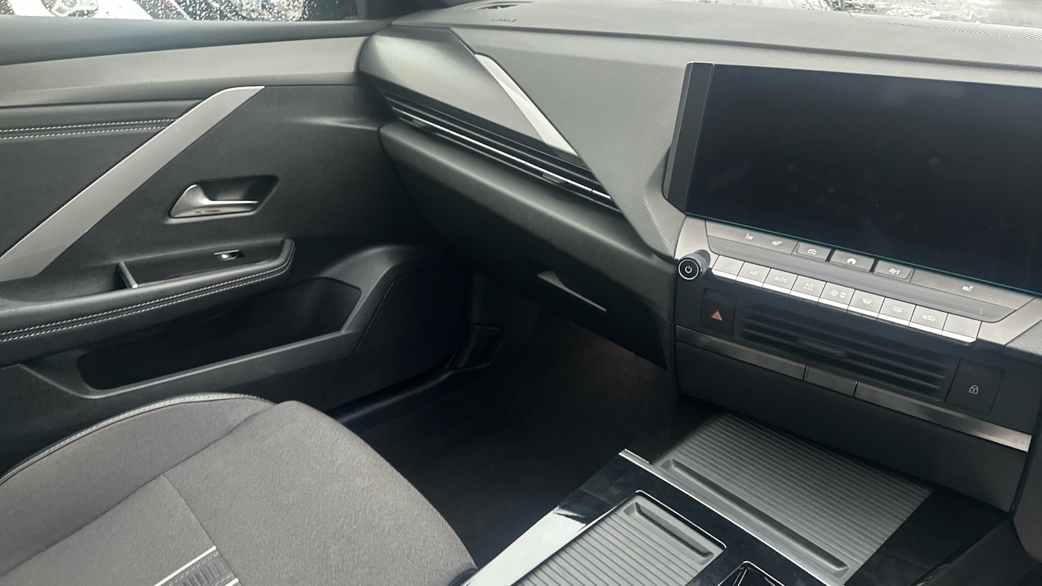 Used Vauxhall Astra 2024 for sale - 76568357: Photo 14