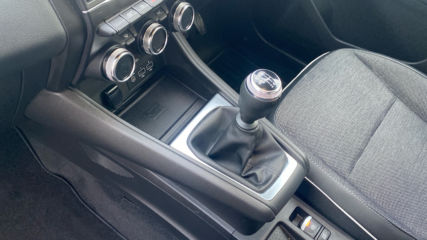 Used Renault Captur 2022 for sale - 77045604: Photo 13