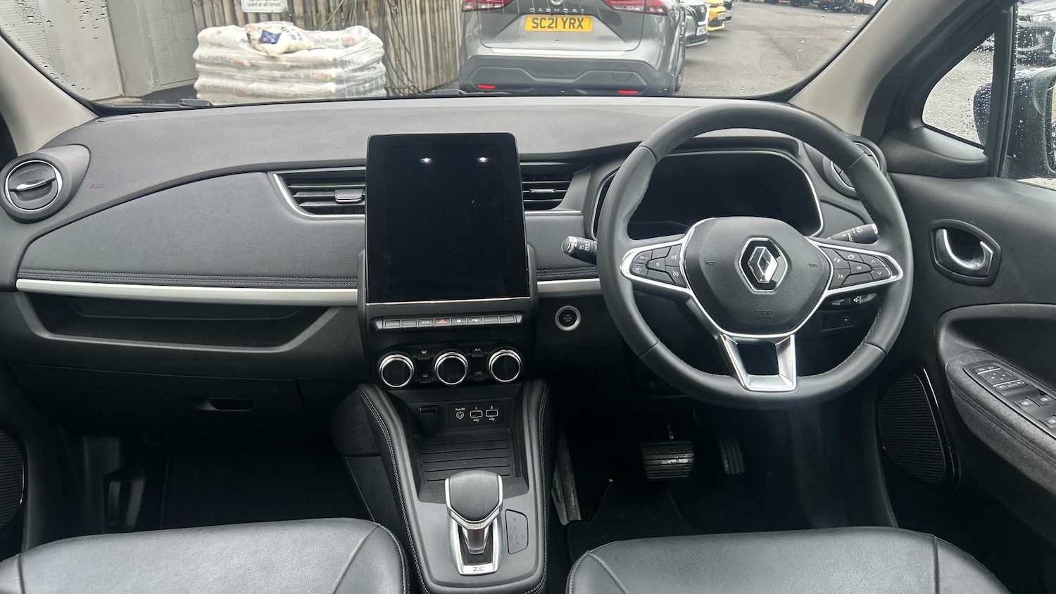 Used Renault Zoe 2021 for sale - 76892882: Photo 10