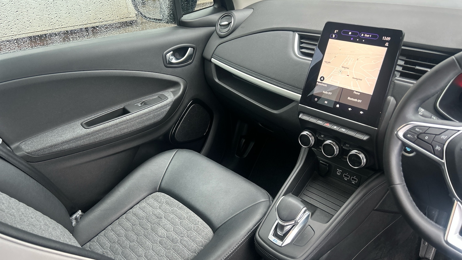 Used Renault Zoe 2021 for sale - 76892882: Photo 14