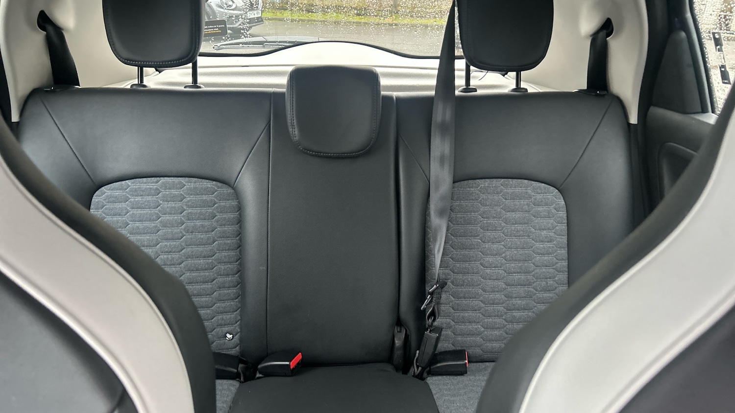 Used Renault Zoe 2021 for sale - 76892882: Photo 15