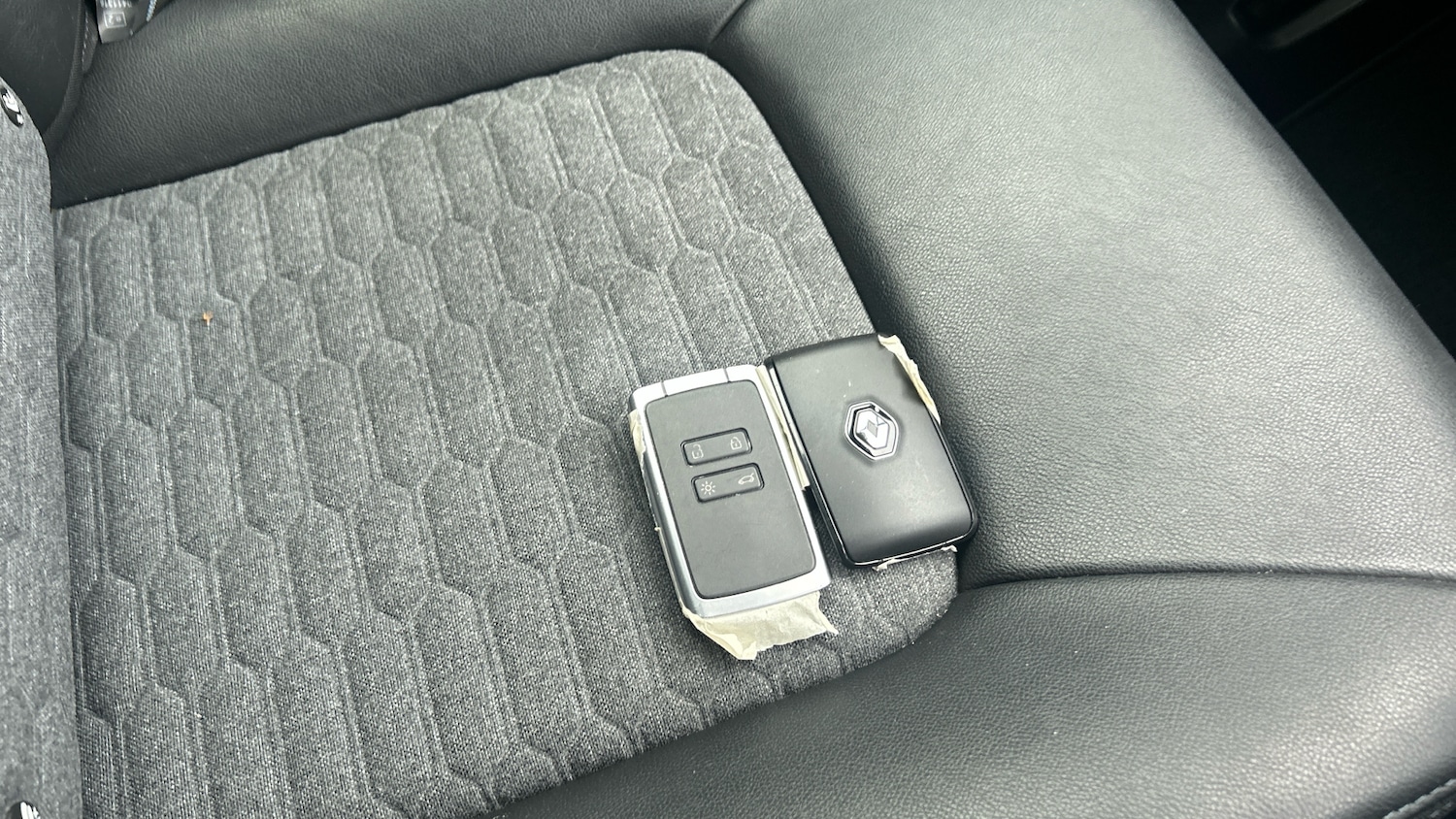 Used Renault Zoe 2021 for sale - 76892882: Photo 20