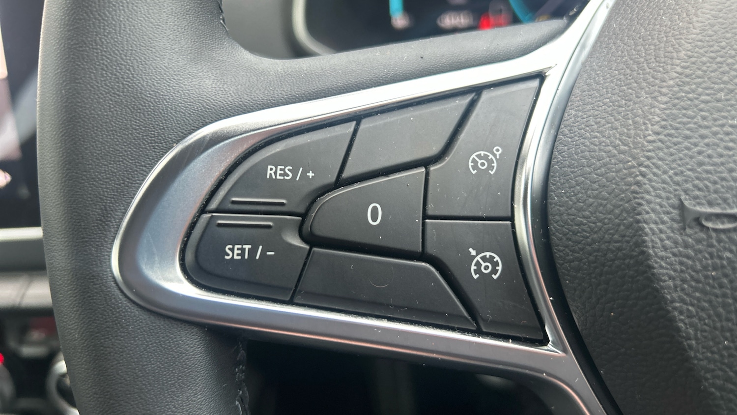 Used Renault Zoe 2021 for sale - 76892882: Photo 21