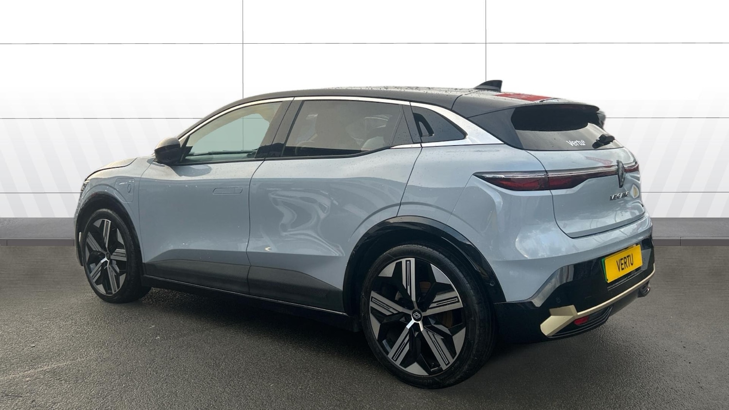 Used Renault Megane E Tech 2023 for sale - 77490595: Photo 2