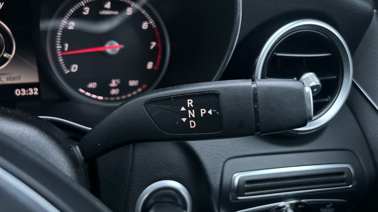 Used Mercedes-Benz C Class 2014 for sale - 76862271: Photo 25