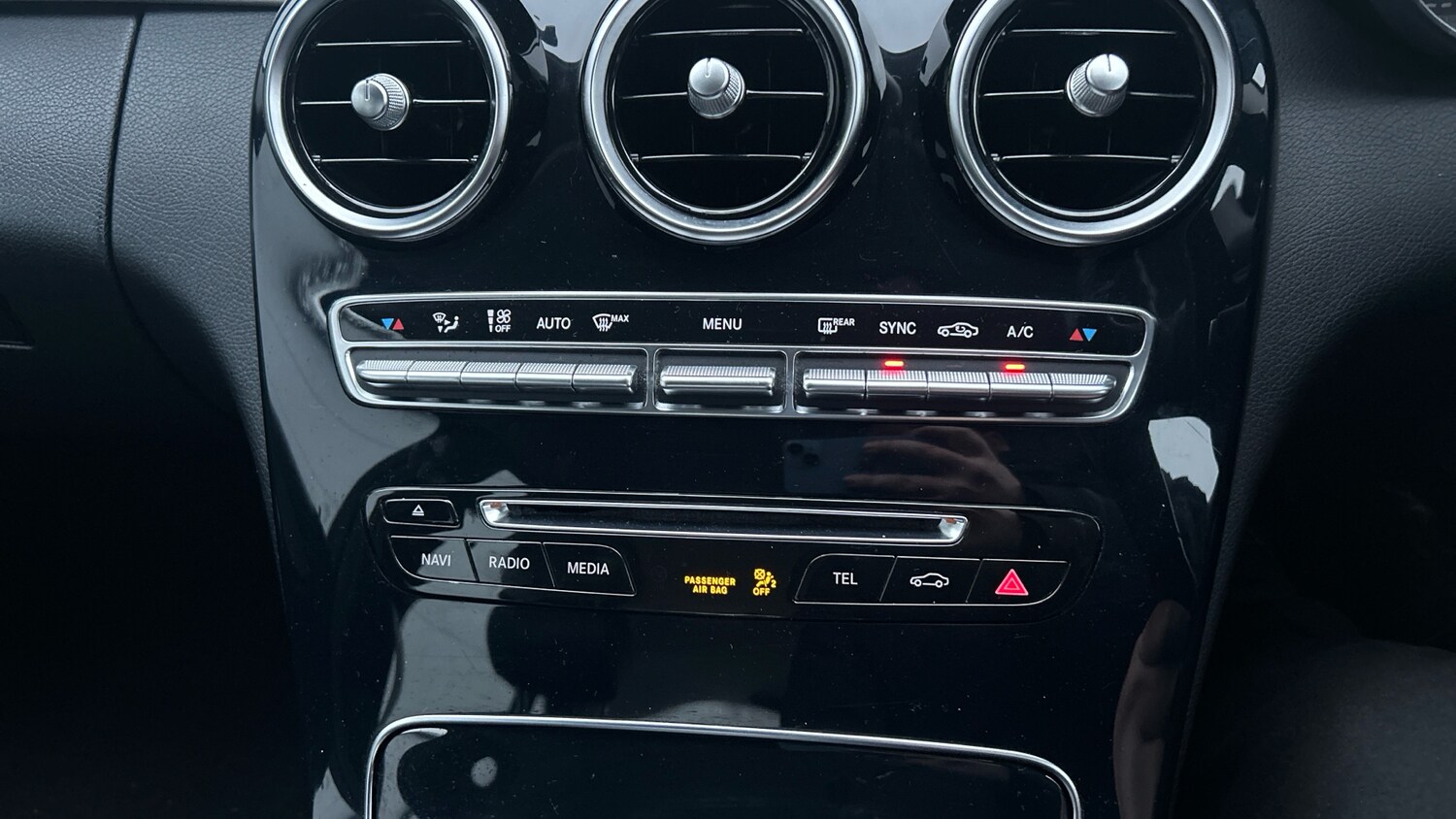 Used Mercedes-Benz C Class 2014 for sale - 76862271: Photo 27