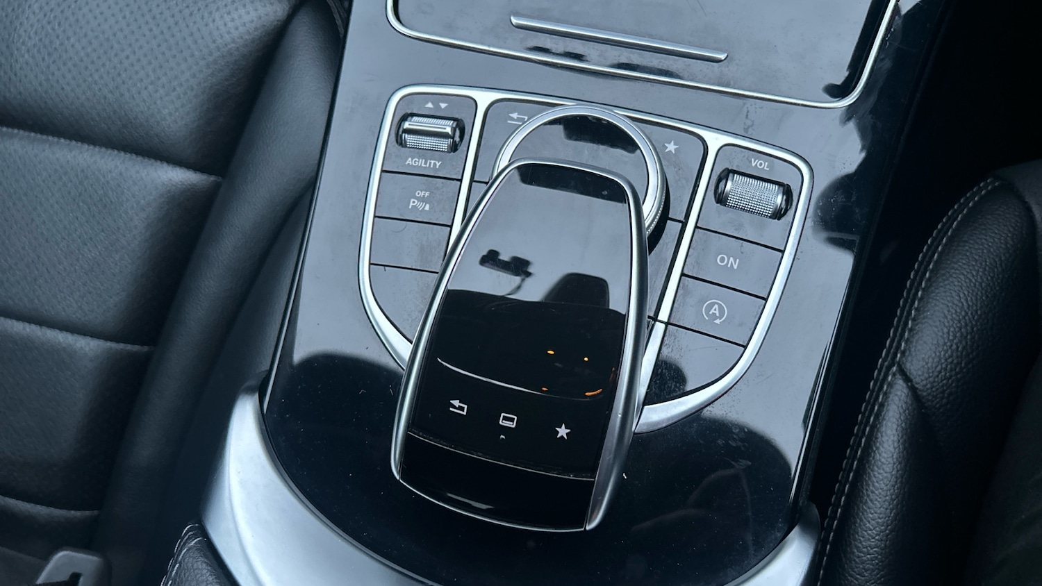 Used Mercedes-Benz C Class 2014 for sale - 76862271: Photo 28