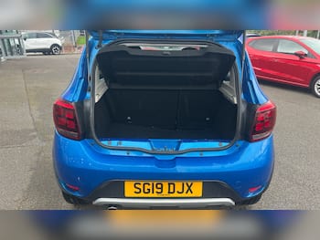 Used Dacia Sandero Stepway 2019 for sale - 79733110: Photo