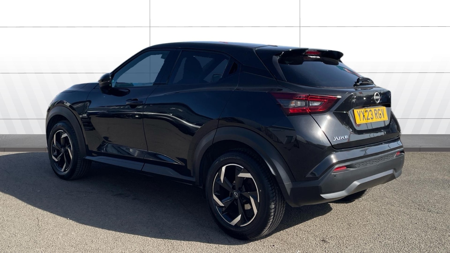 Used Nissan Juke 2023 for sale - 78040157: Photo 2