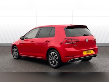 Used Volkswagen Golf 2019 for sale - 77404482: Photo