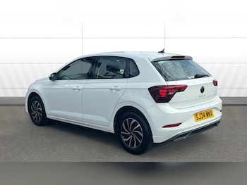 Used Volkswagen Polo 2024 for sale - 79487462: Photo