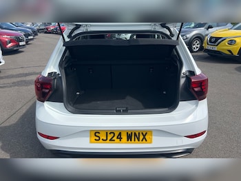 Used Volkswagen Polo 2024 for sale - 79487462: Photo