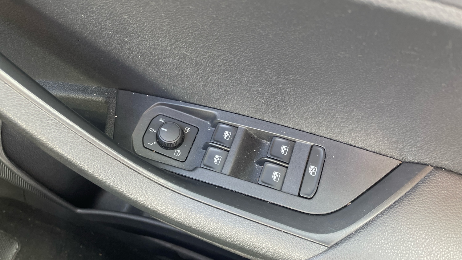 Used Skoda Karoq 2019 for sale - 75919438: Photo 33