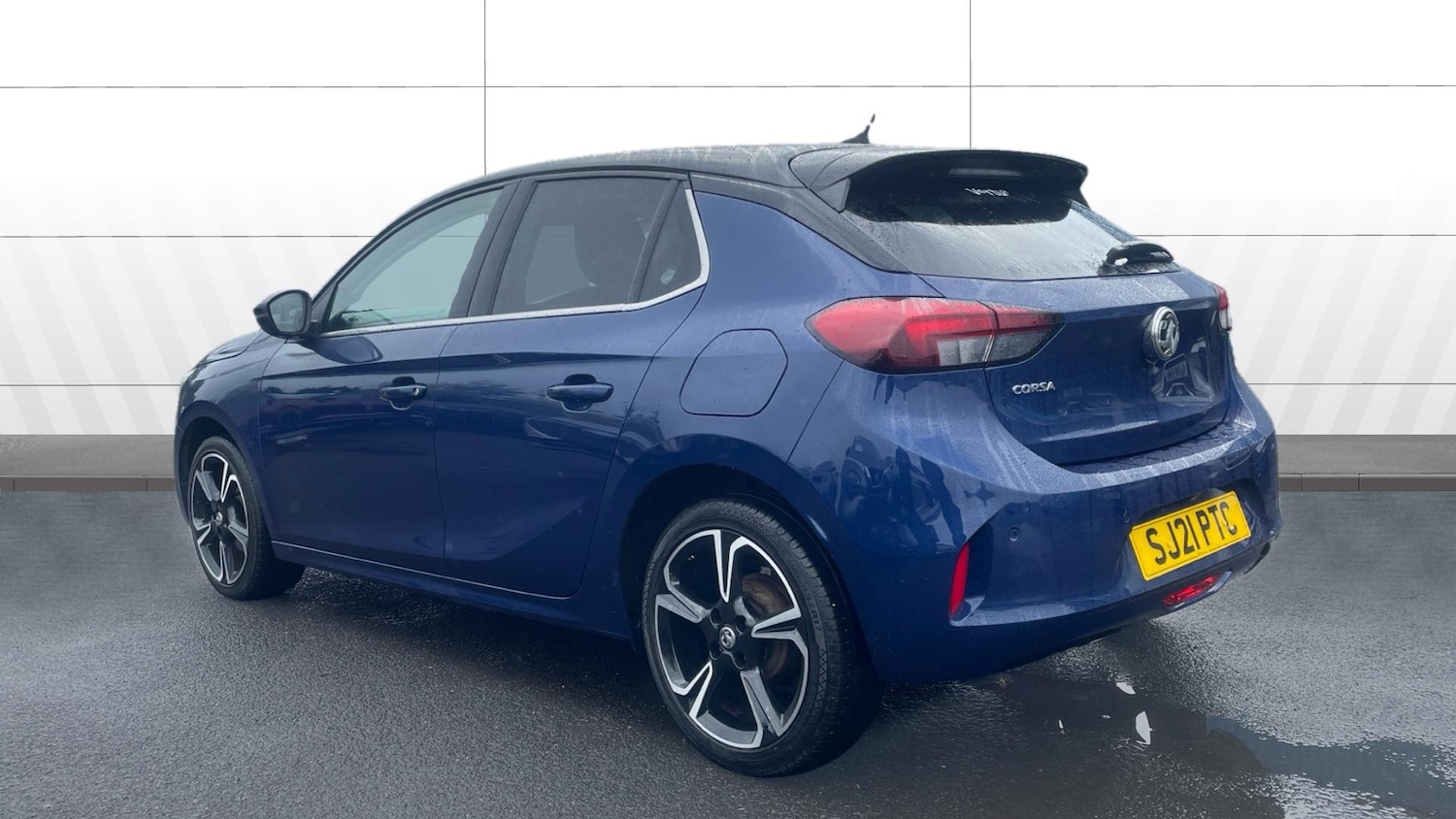 Used Vauxhall Corsa 2021 for sale - 76045921: Photo 2