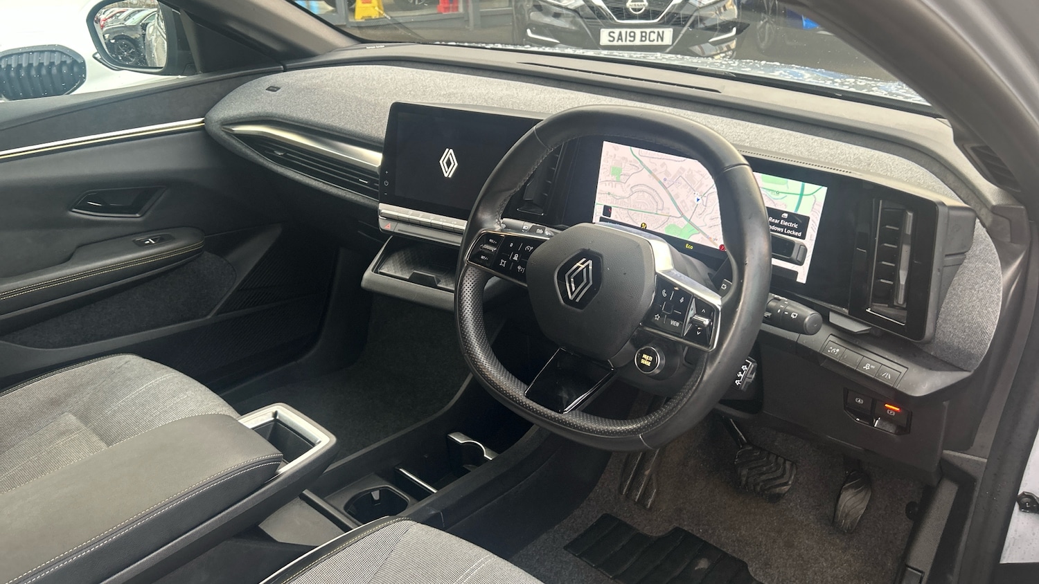 Used Renault Megane E Tech 2023 for sale - 77005784: Photo 11