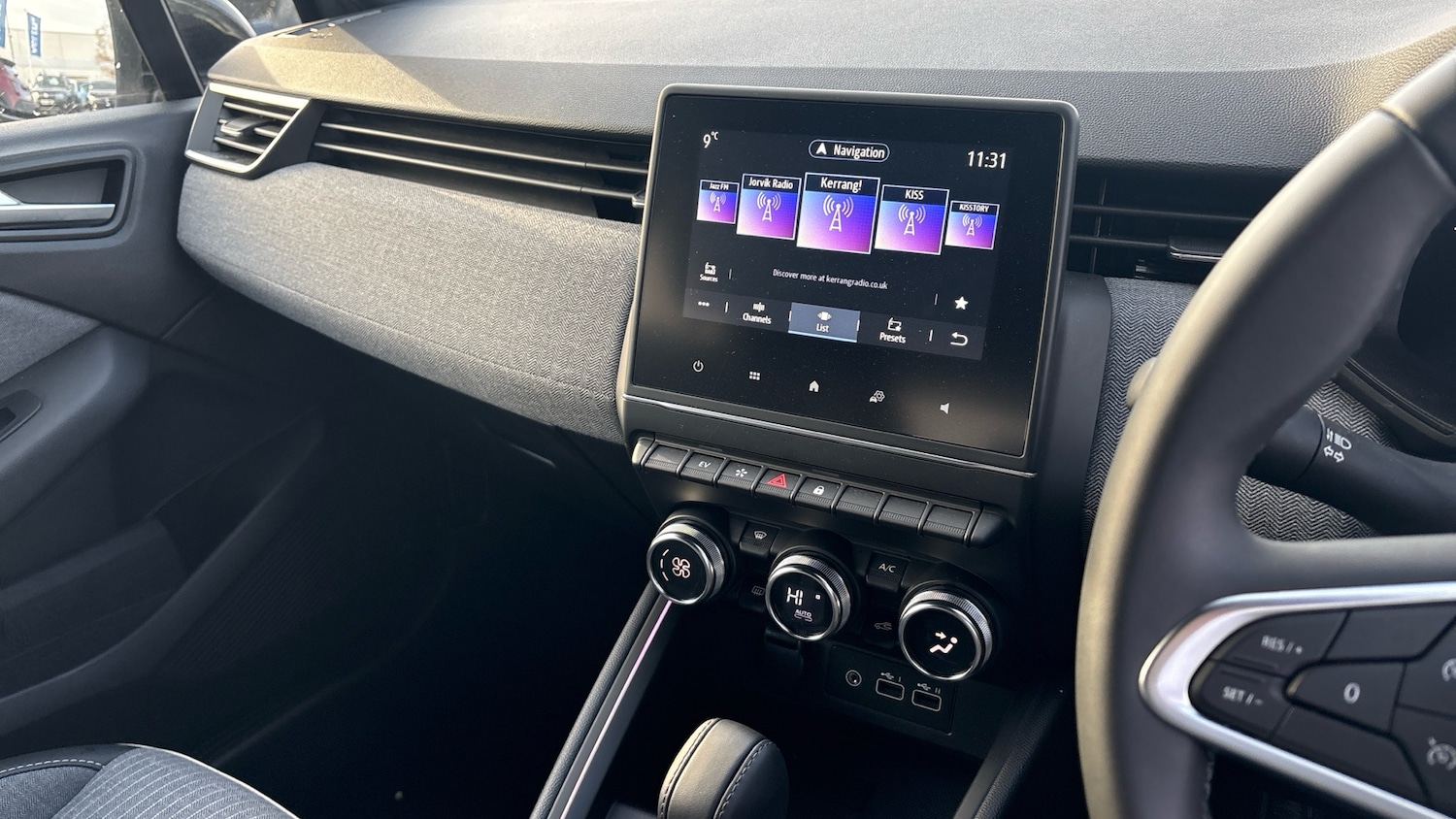 Used Renault Clio 2024 for sale - 77353513: Photo 14