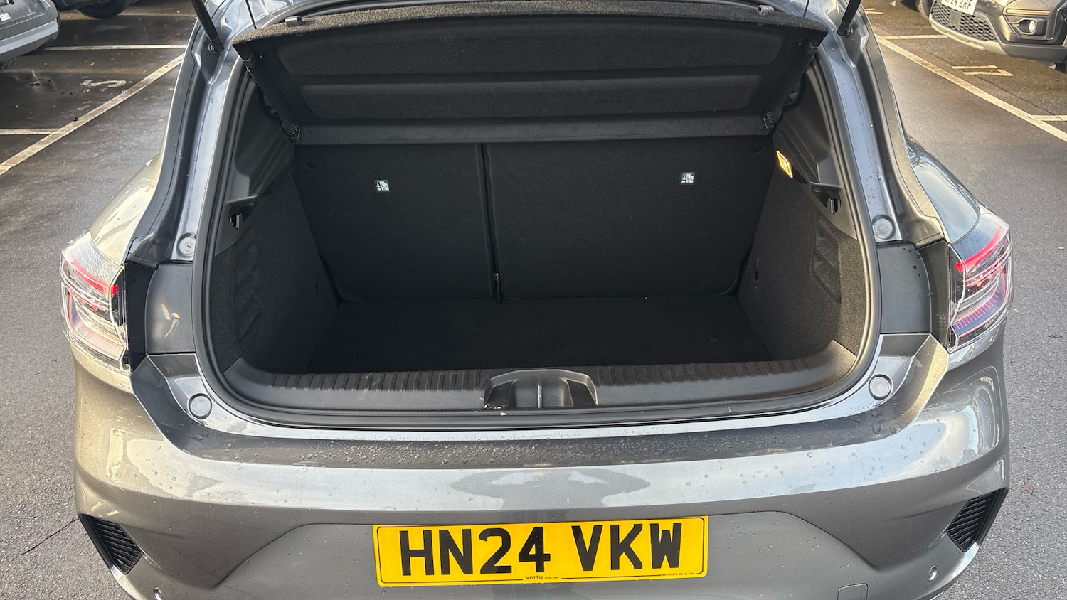 Used Renault Clio 2024 for sale - 77353513: Photo 4