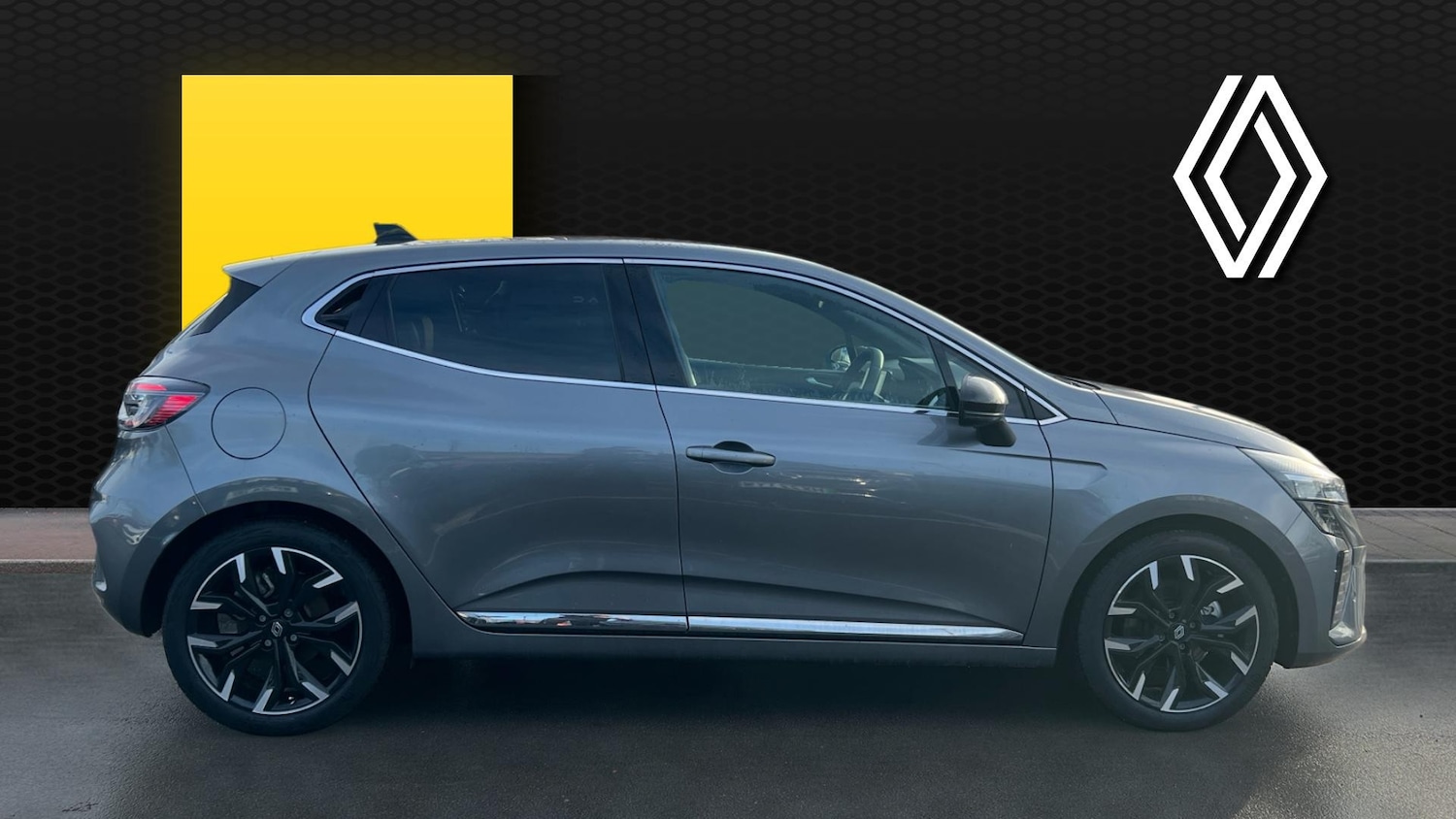 Used Renault Clio 2024 for sale - 77353513: Photo 5