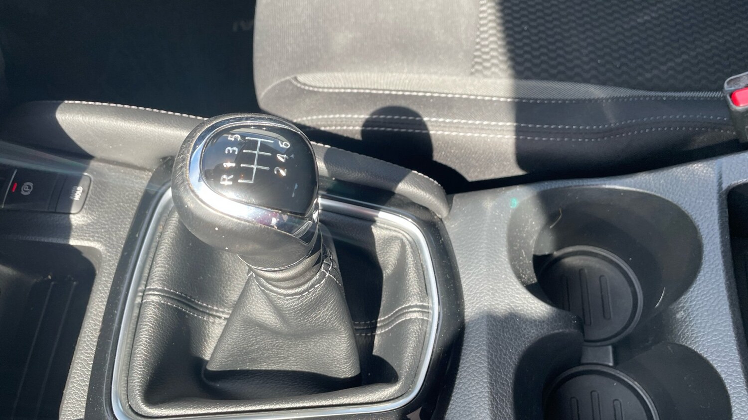 2019 Nissan Qashqai 1.3 DiG-T Acenta Premium 5dr Petrol Hatchback Hatchback Petr - Picture 13 of 24