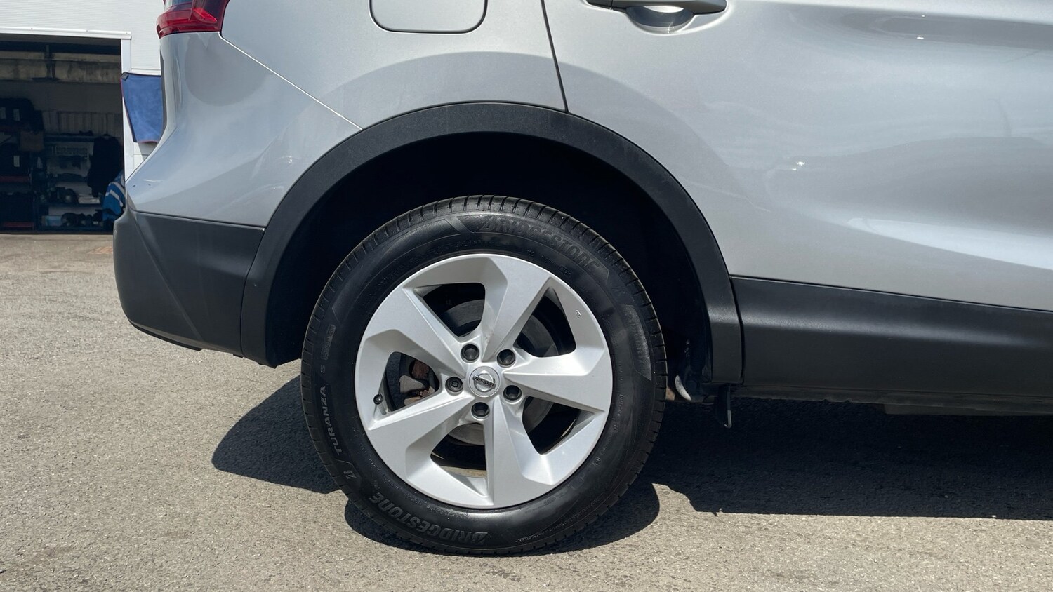 2019 Nissan Qashqai 1.3 DiG-T Acenta Premium 5dr Petrol Hatchback Hatchback Petr - Picture 7 of 24