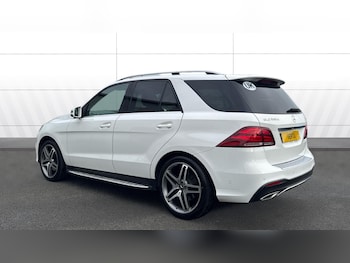 Used Mercedes-Benz GLE-Class 2018 for sale - 76232236: Photo 2