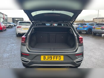 Used Volkswagen T-Roc 2019 for sale - 77846312: Photo