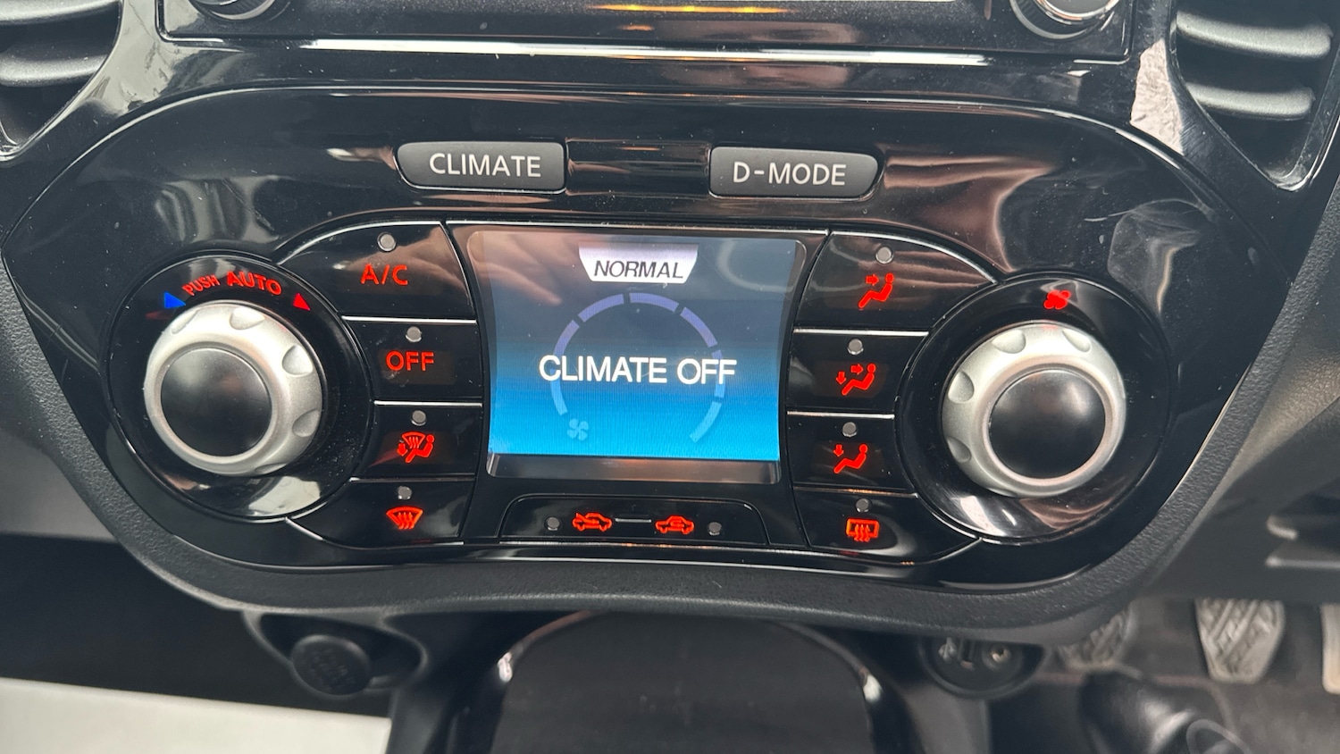 Used Nissan Juke 2018 for sale - 76117365: Photo 38