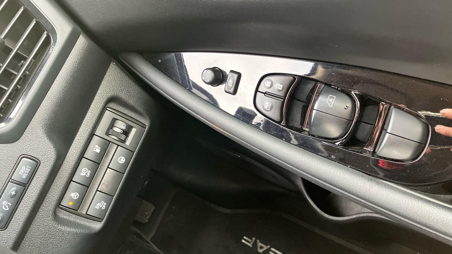 Used Nissan Leaf 2021 for sale - 76807020: Photo 25