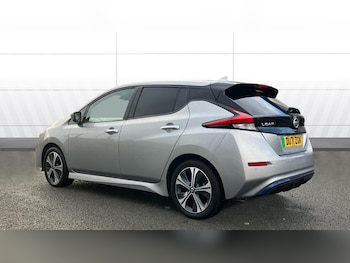 Used Nissan Leaf 2021 for sale - 76807020: Photo