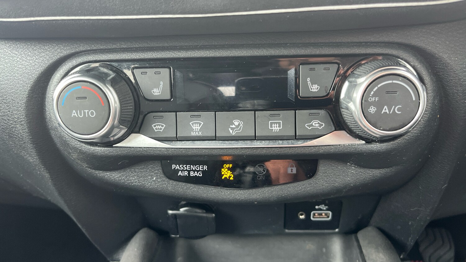 Used Nissan Juke 2022 for sale - 76149135: Photo 30