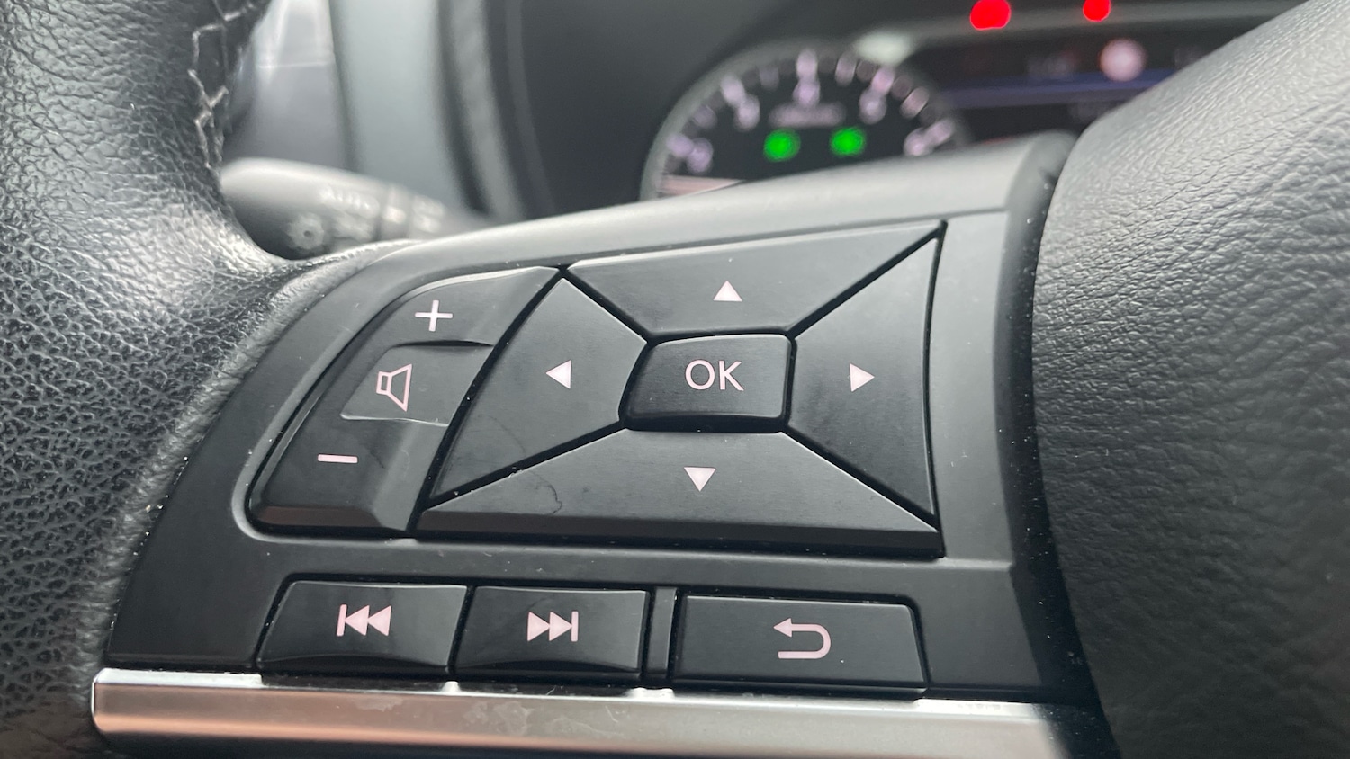 Used Nissan Juke 2022 for sale - 76553688: Photo 22