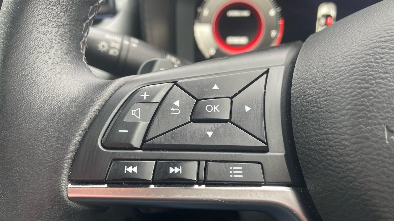 Used Nissan Juke 2025 for sale - 78015103: Photo 25