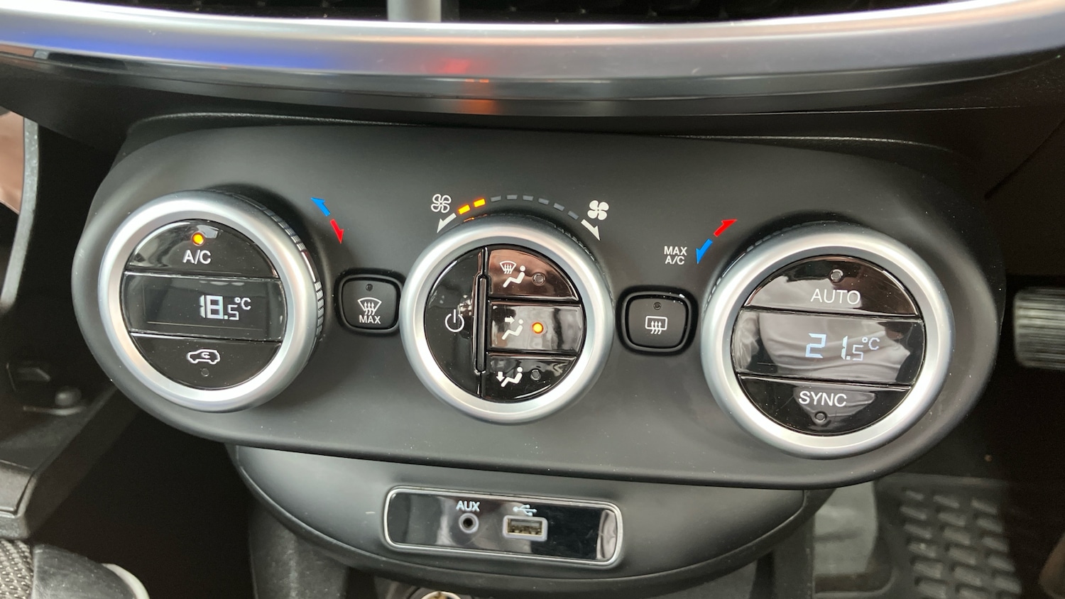 Used Fiat 500X 2016 for sale - 76036564: Photo 25