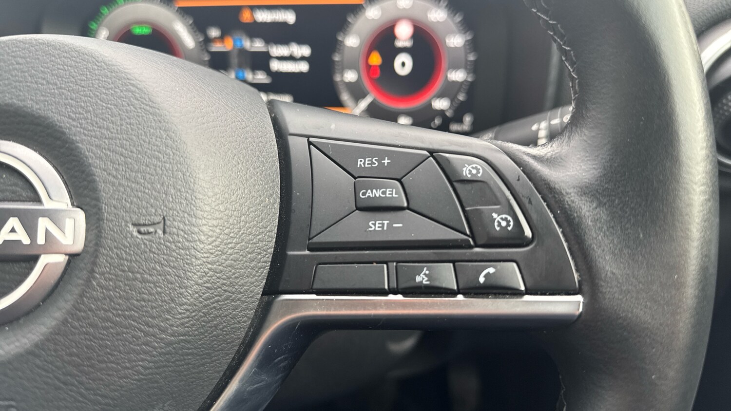 Used Nissan Juke 2024 for sale - 76211611: Photo 37