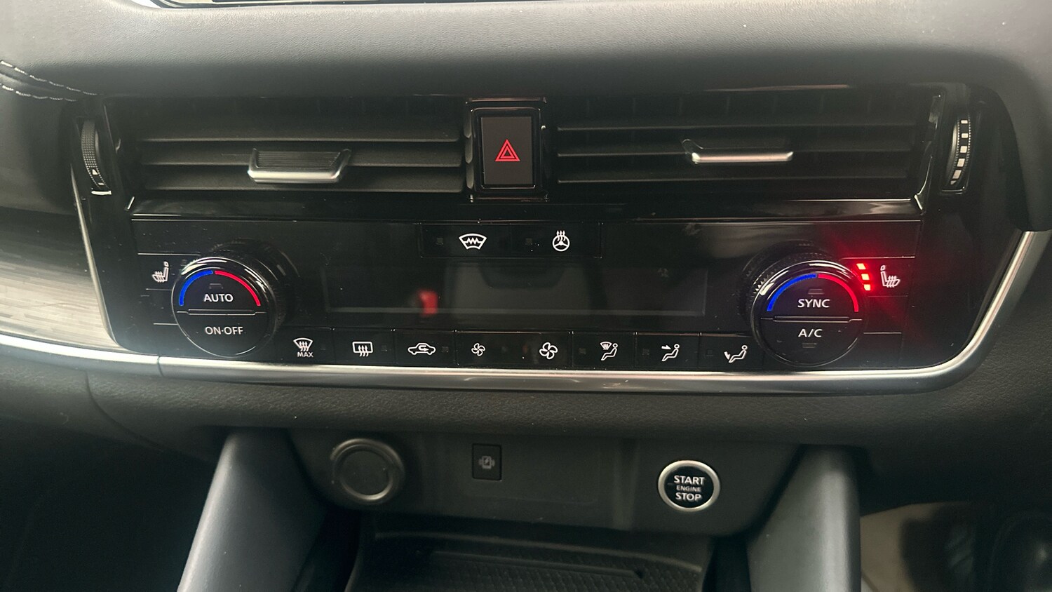 Used Nissan Qashqai 2021 for sale - 76455120: Photo 31