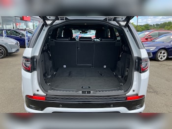 Used Land Rover Discovery Sport 2021 for sale - 79356895: Photo