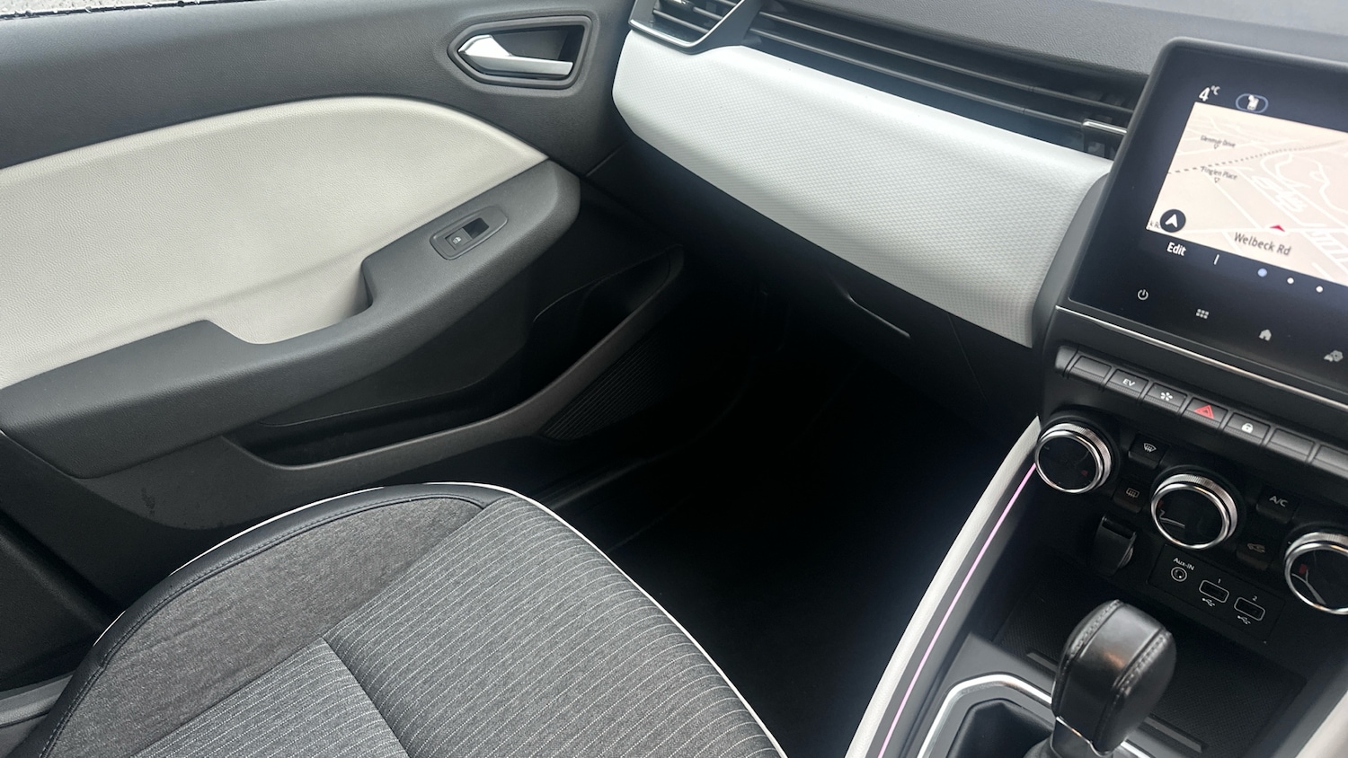 Used Renault Clio 2022 for sale - 77023347: Photo 14