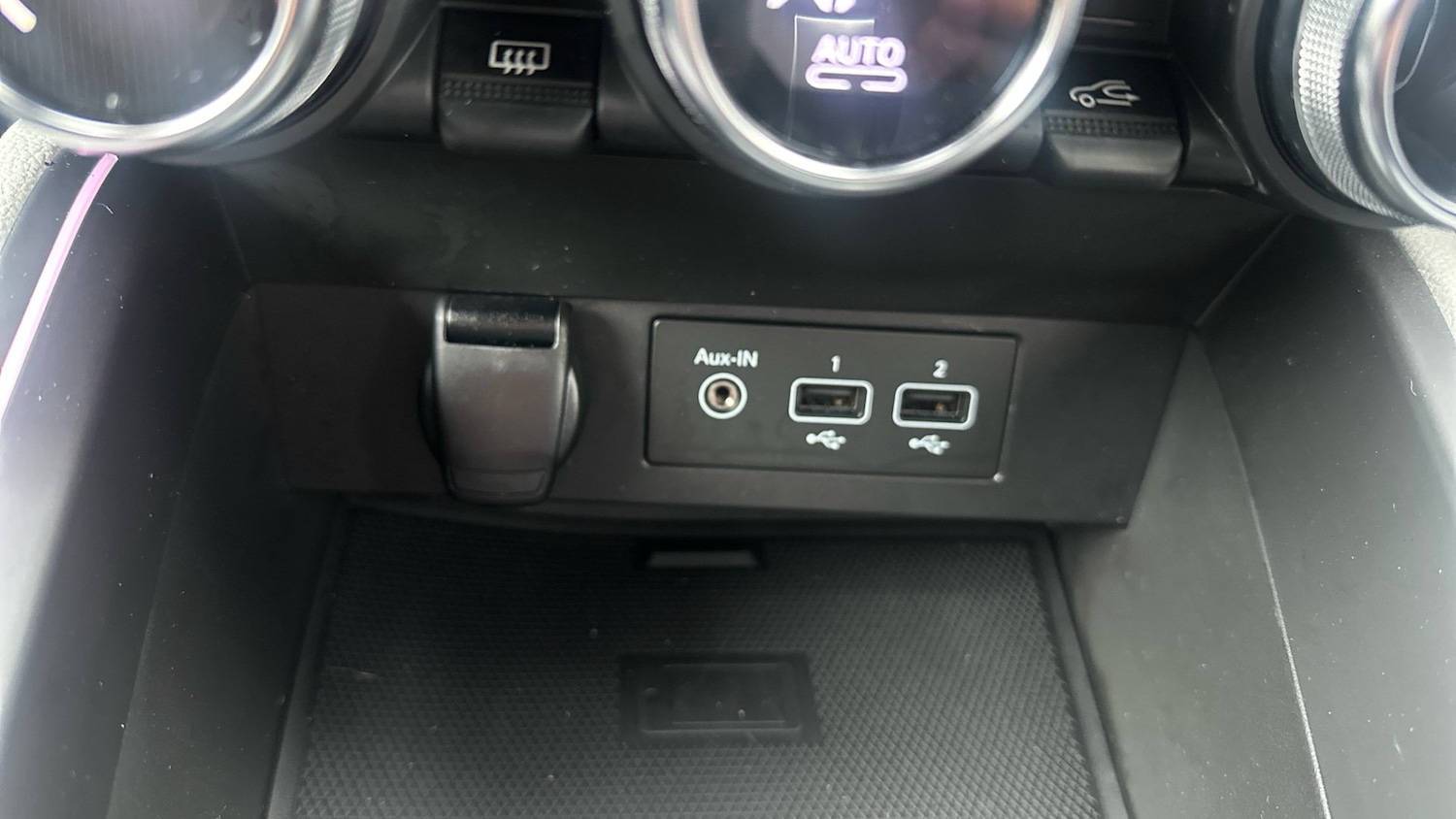 Used Renault Clio 2022 for sale - 77023347: Photo 22