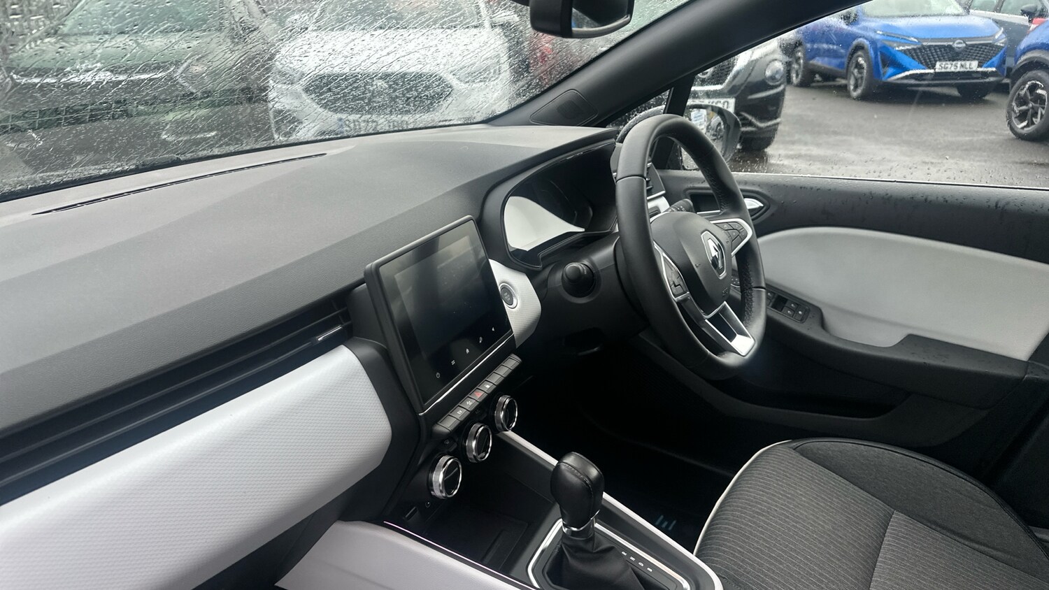 Used Renault Clio 2022 for sale - 77023347: Photo 9