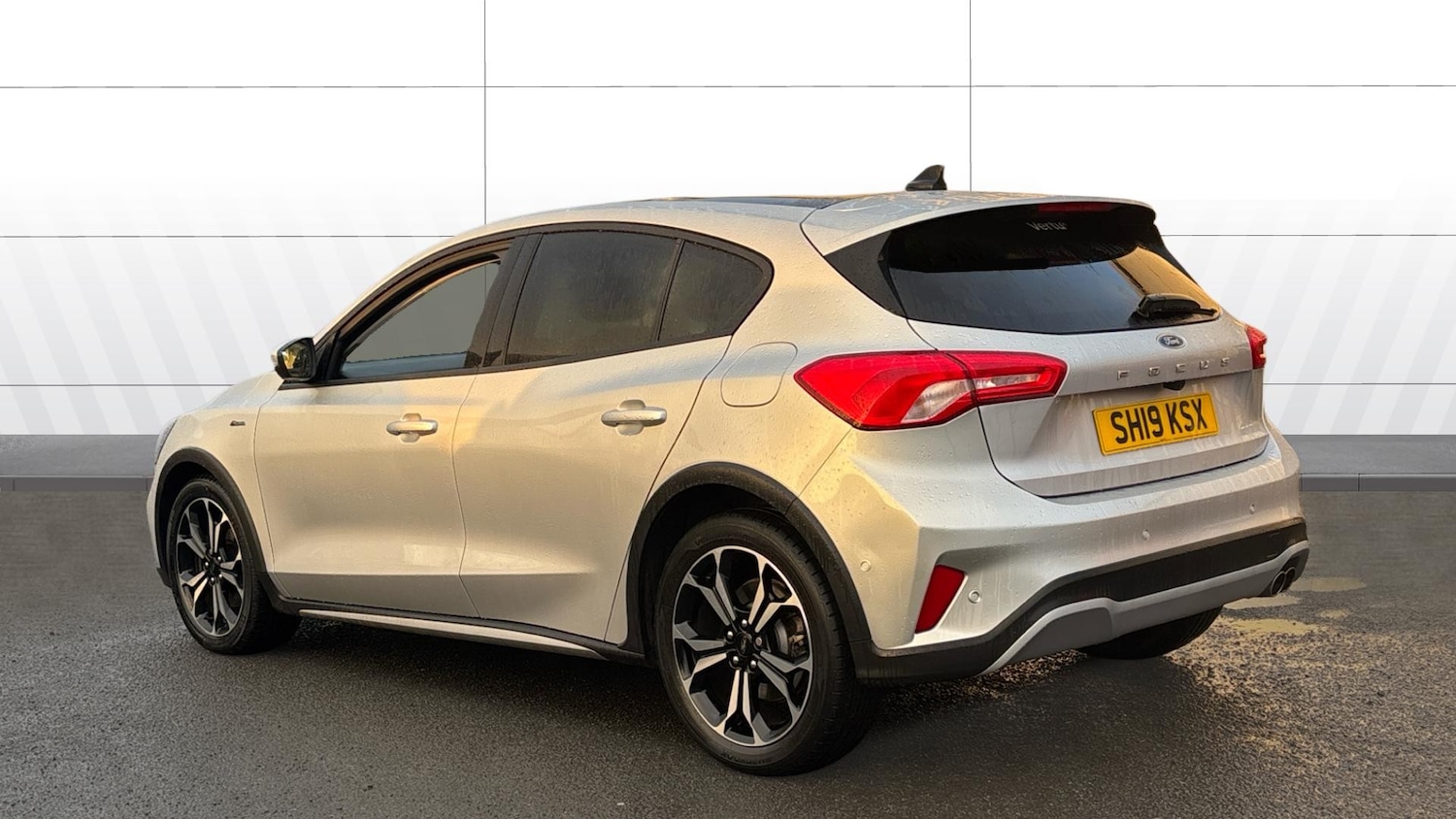 Used Ford Focus 2019 for sale - 77116431: Photo 2