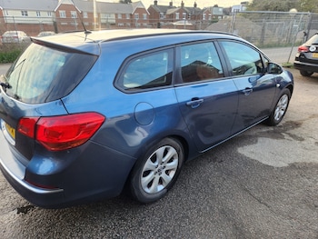 2014 (14) - 1.6 CDTi 16V ecoFLEX Design 5dr