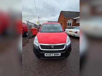 Used Peugeot Partner 2017 for sale - 77578547: Photo