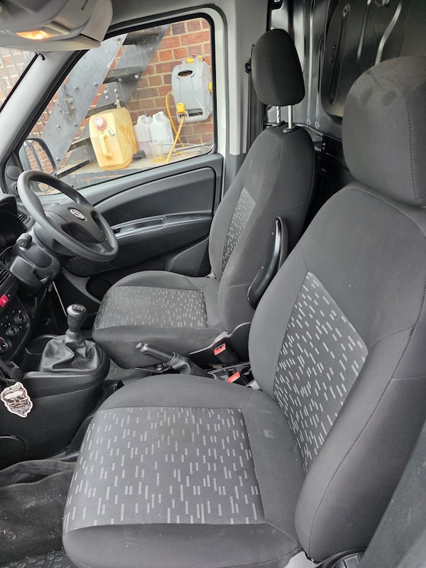 Used Vauxhall Combo 2018 for sale - 75604740: Photo 8