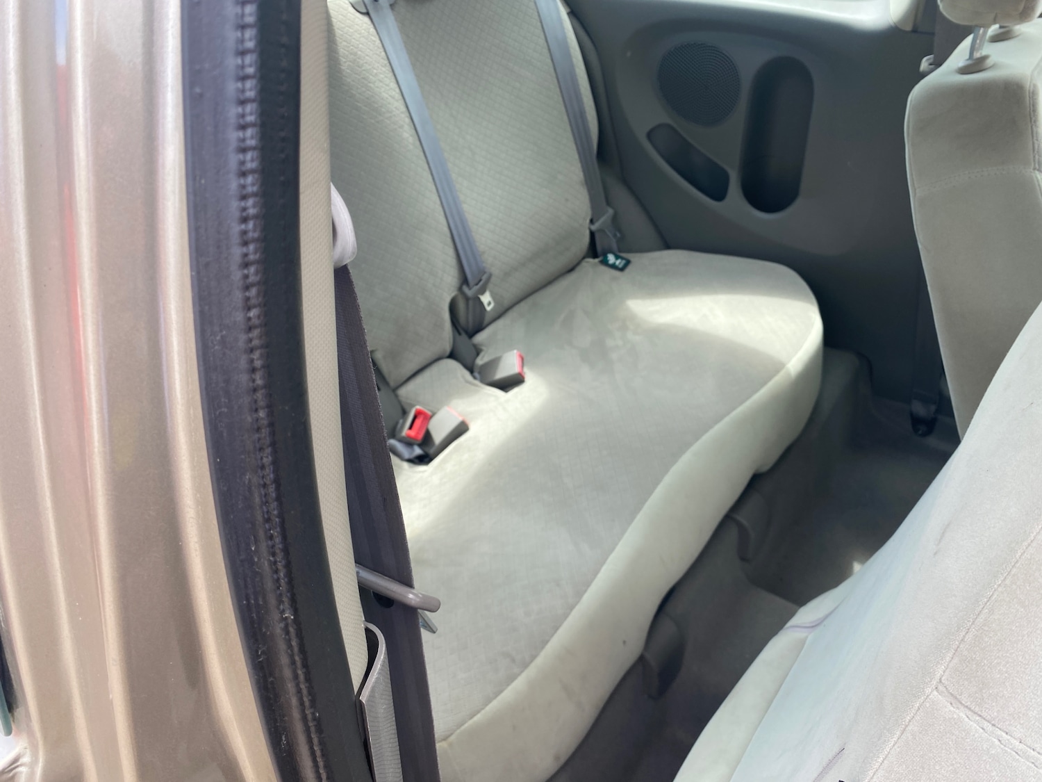 Used Nissan Micra 2004 for sale - 76415032: Photo 6