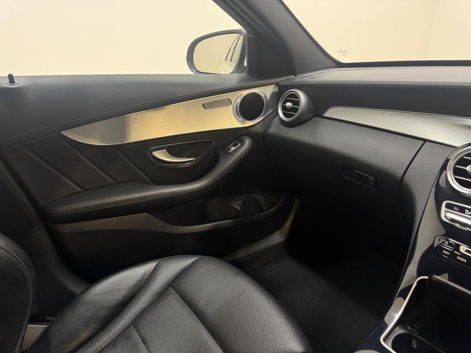 Used Mercedes-Benz C Class 2014 for sale - 78134930: Photo 14