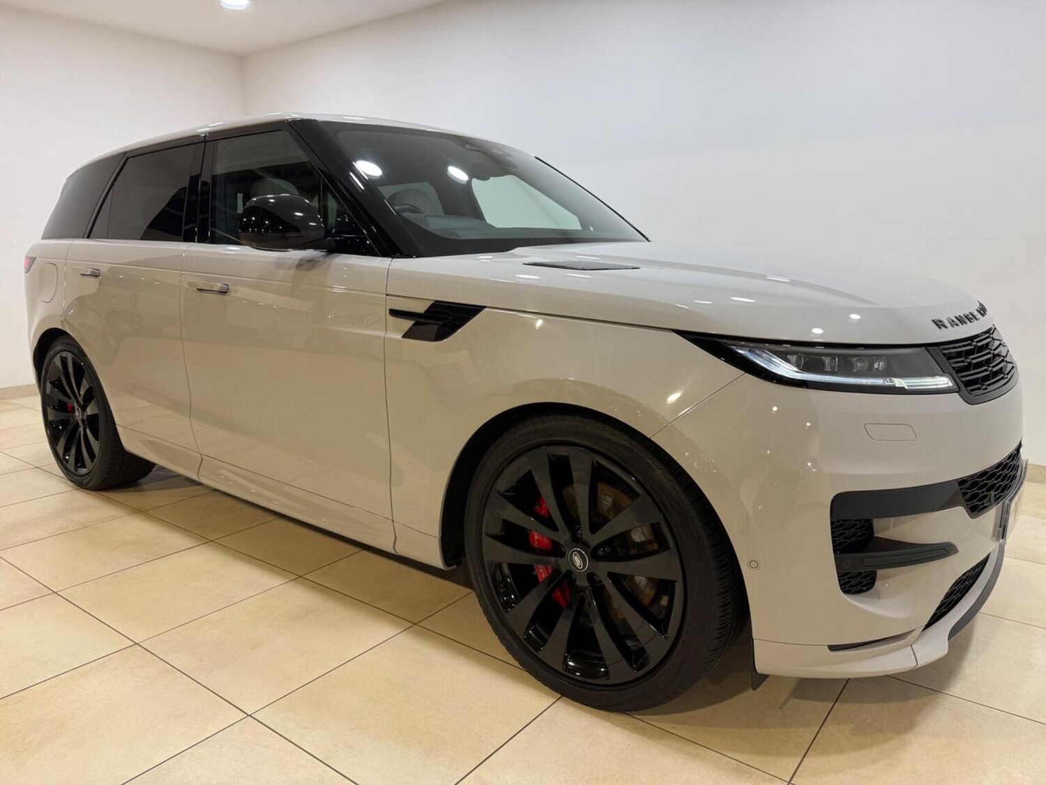Used Land Rover Range Rover Sport 2023 for sale - 77551383: Photo 6