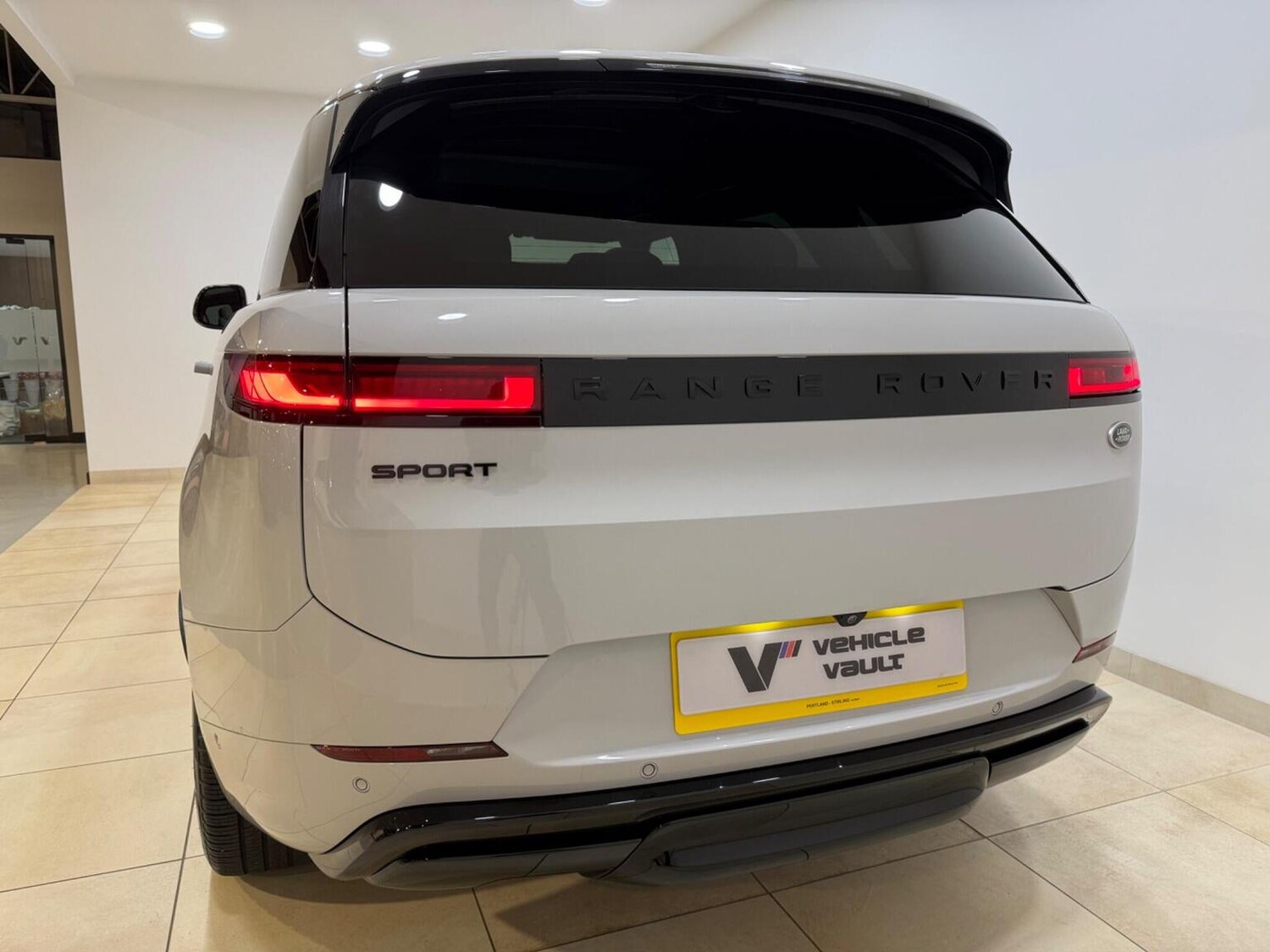 Used Land Rover Range Rover Sport 2023 for sale - 77551383: Photo 9