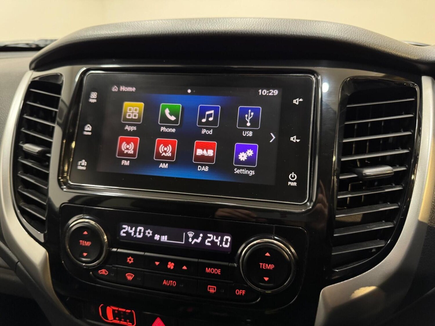 Used Mitsubishi L200 2018 for sale - 77953899: Photo 24